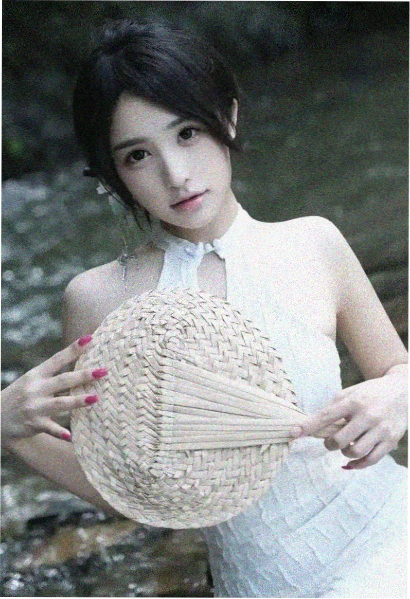 伪装者海报